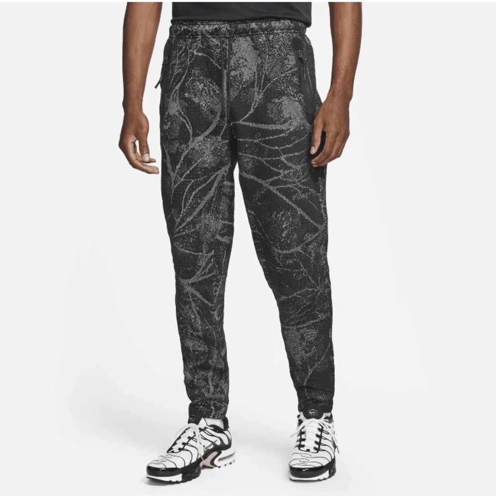 Nike Sportswear Therma-FIT ADV Tech Fleece Pants Black Sz M $145 [DX8048-010]